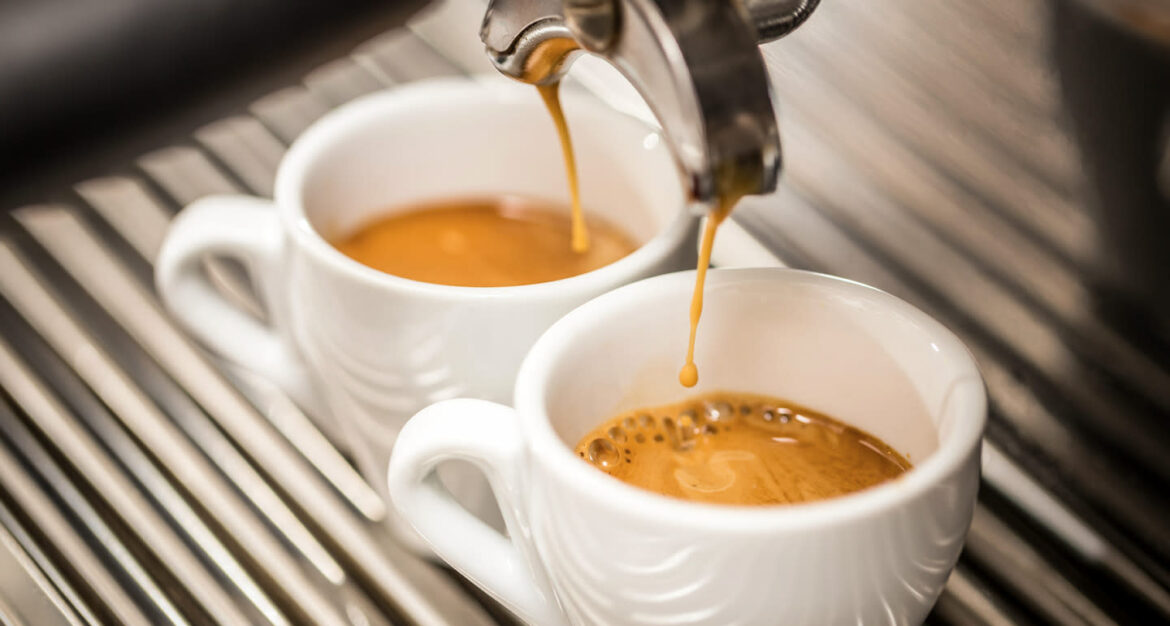 กาแฟ vs เอสเพรสโซ แตกต่างกันอย่างไร ?