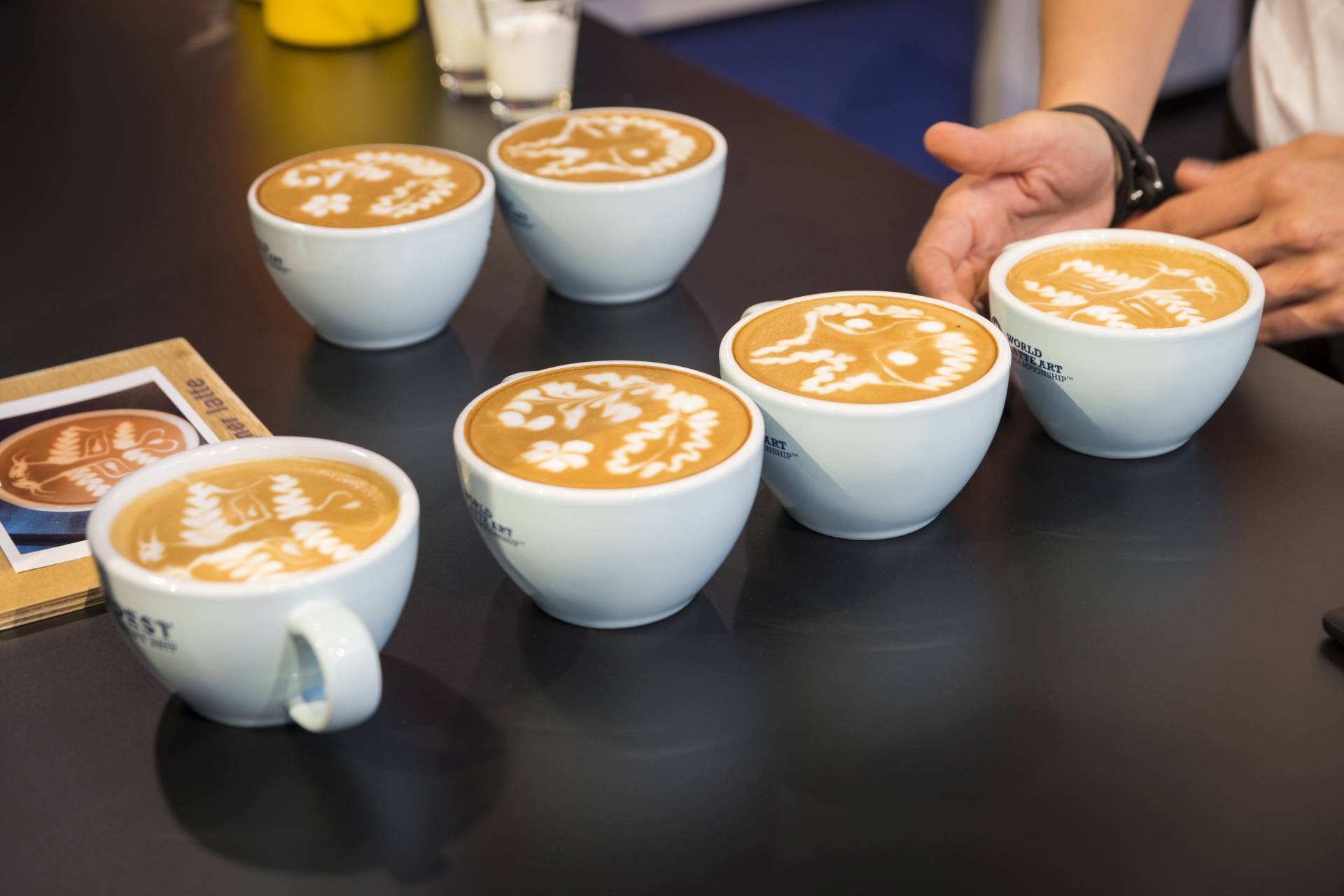 โลกแห่งกาแฟลาเต้อาร์ต 2017 ถ้วยกาแฟที่สมบรูณ์แบบ