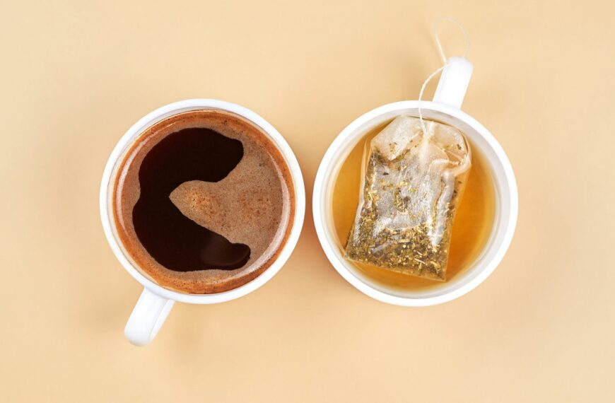 ระหว่างชากับกาแฟอะไรดีกว่า สำหรับคุณ?