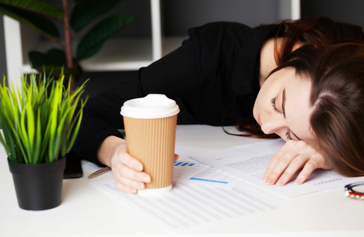 6 เหตุผลที่กาแฟทำให้คุณง่วงนอน