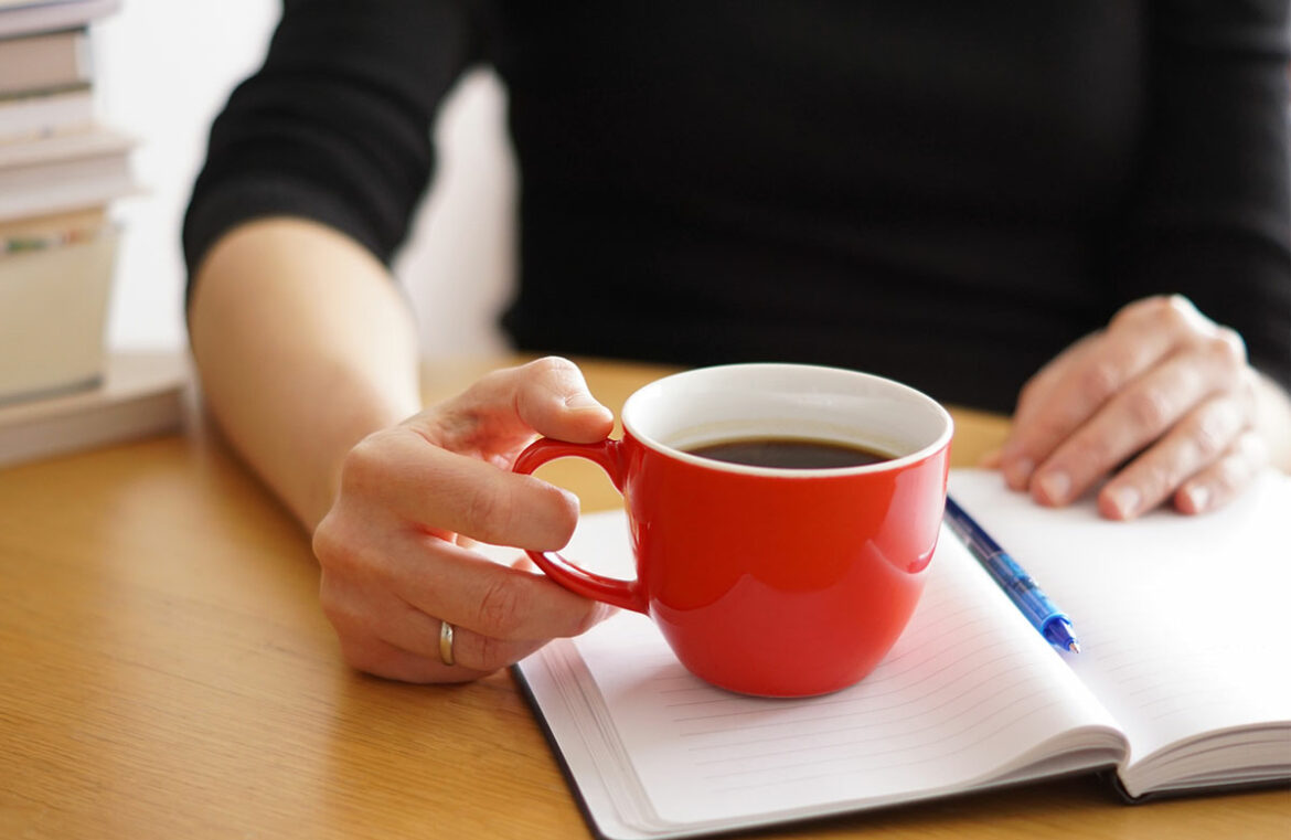 กาแฟกับอาการลำไส้แปรปรวน (IBS) สิ่งที่ต้องรู้ก่อนดื่ม