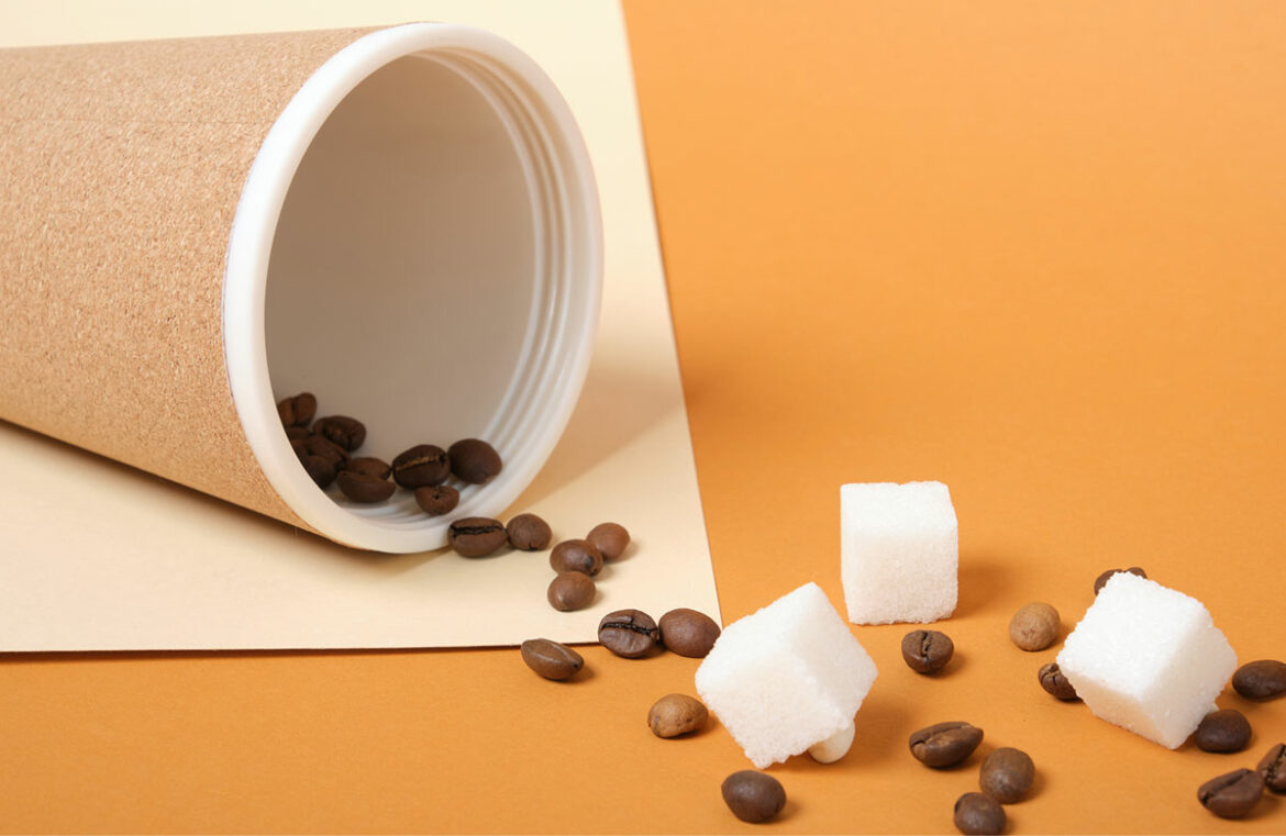 12 วิธีเพื่อสุขภาพในการทำให้ กาแฟหวานโดยไม่มีน้ำตาล